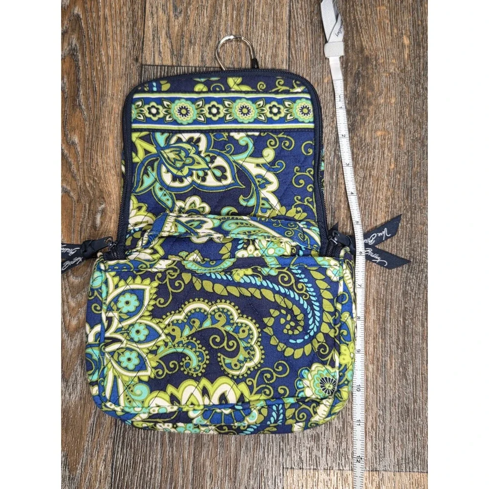 Vera Bradley Hanging Travel Organizer Toiletry Bag Blue Green Paisley Quilted